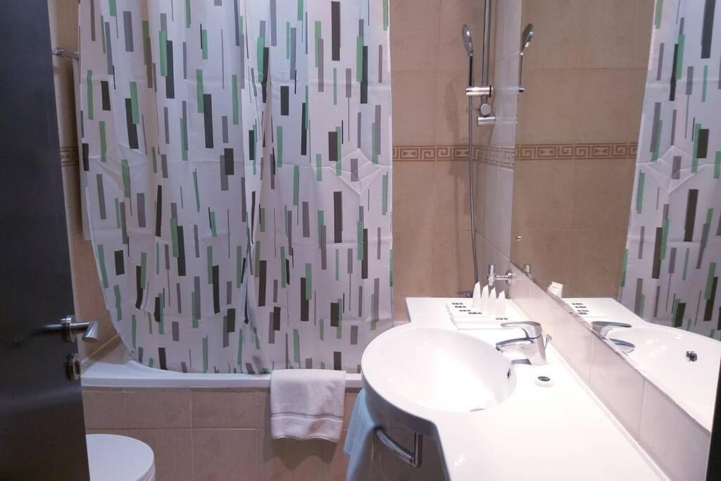 Lovely 1-Bedroom Apartment In The Heart Of Dubai Marina Extérieur photo