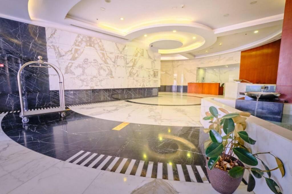 Lovely 1-Bedroom Apartment In The Heart Of Dubai Marina Extérieur photo