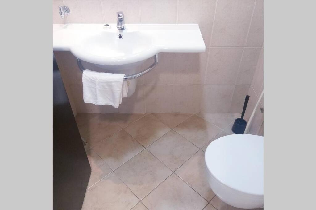 Lovely 1-Bedroom Apartment In The Heart Of Dubai Marina Extérieur photo
