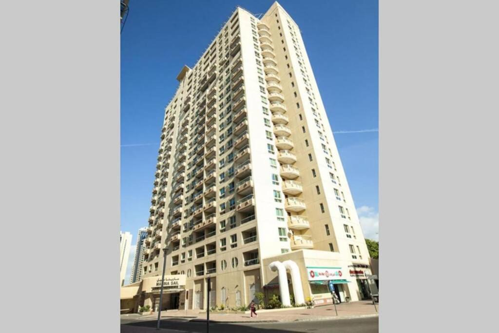 Lovely 1-Bedroom Apartment In The Heart Of Dubai Marina Extérieur photo