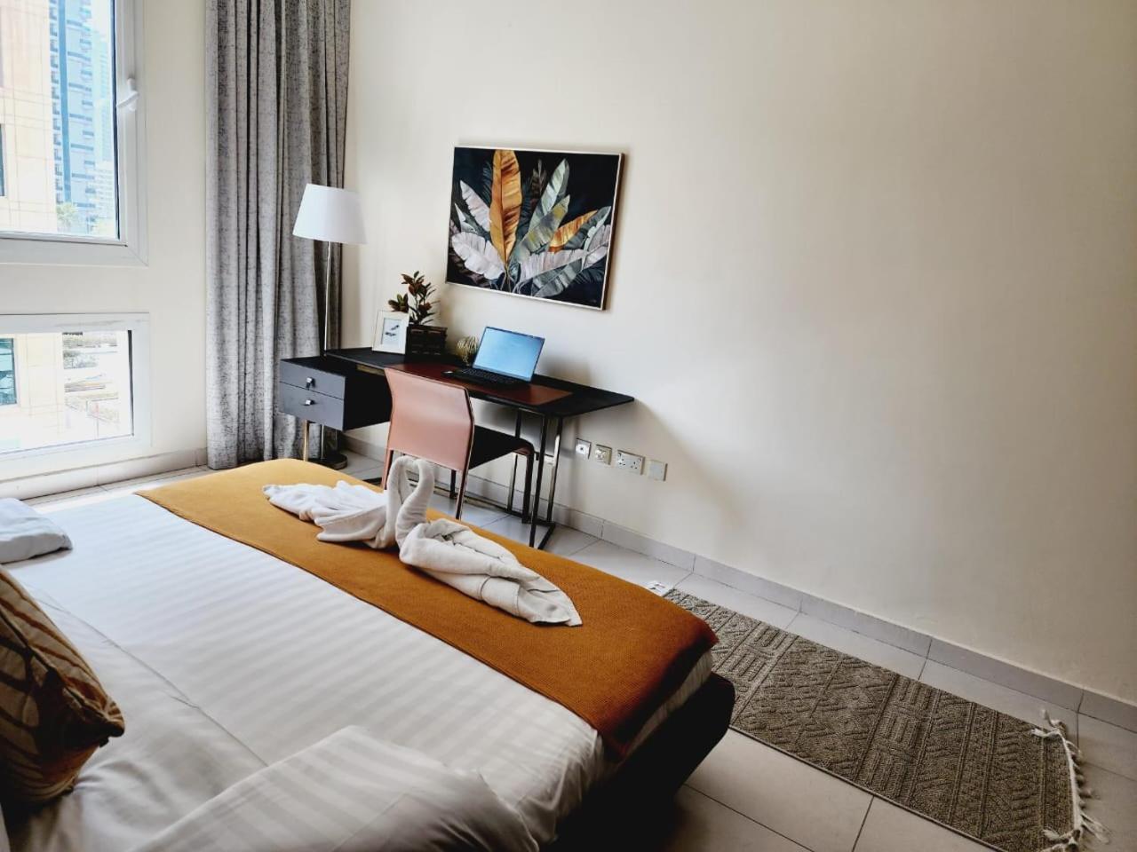 Lovely 1-Bedroom Apartment In The Heart Of Dubai Marina Extérieur photo